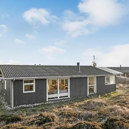 Amazing In Hvide Sande With Sauna Semesterbostad